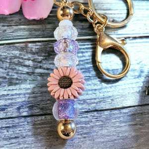 Daisy Crystal Keychain/Purse Clip - - LadybugfeetDesigns -