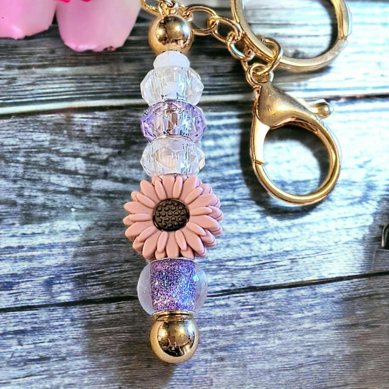 Daisy Crystal Keychain/Purse Clip - - LadybugfeetDesigns -