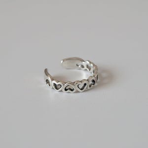 Sterling SIlver Heart Toe Ring / Midi Ring / Pinky Ring / Child's Ring - - LadybugfeetDesigns -
