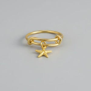 Tiny Starfish Expandable Charm Ring - Gold - - LadybugfeetDesigns -