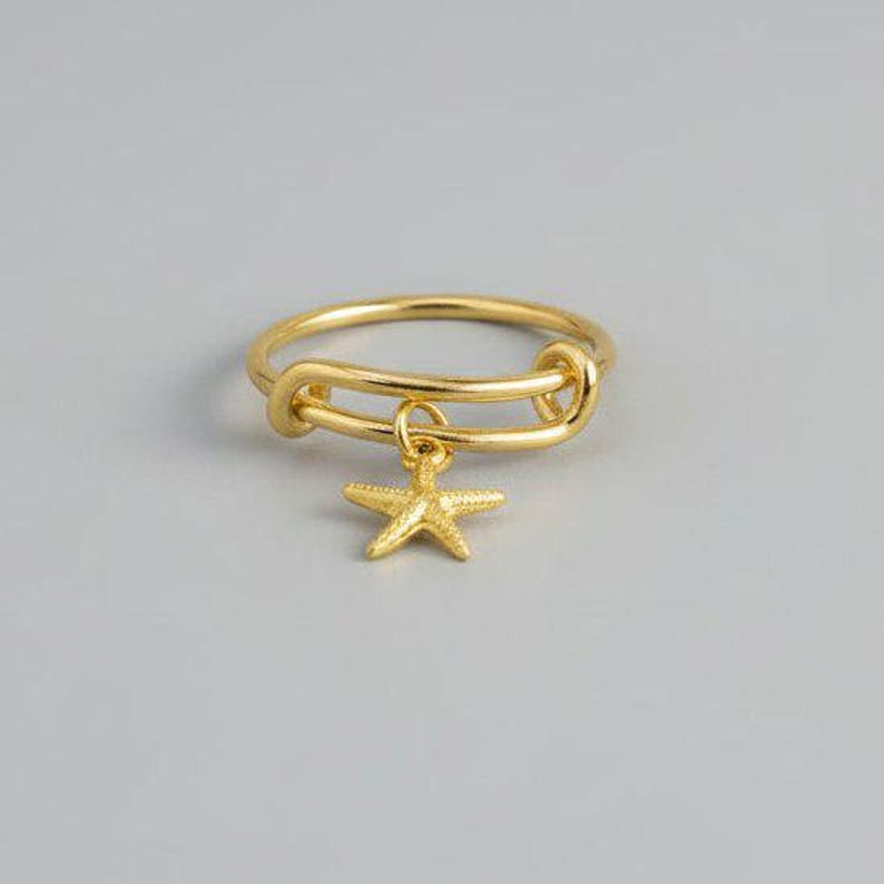 Tiny Starfish Expandable Charm Ring - Gold - - LadybugfeetDesigns -