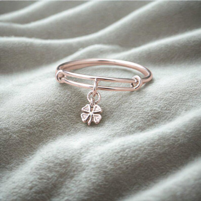Four Leaf Clover Expandable Charm Ring, Silver - - LadybugfeetDesigns -