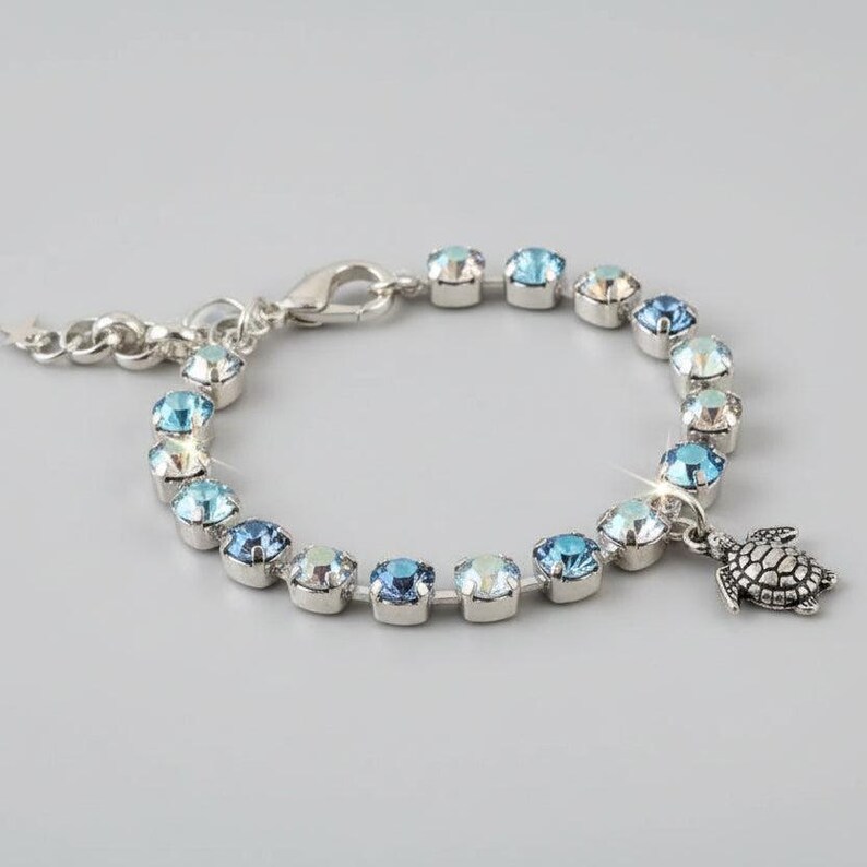 Sea Turtle Faceted Crystal Bracelet - - LadybugfeetDesigns -