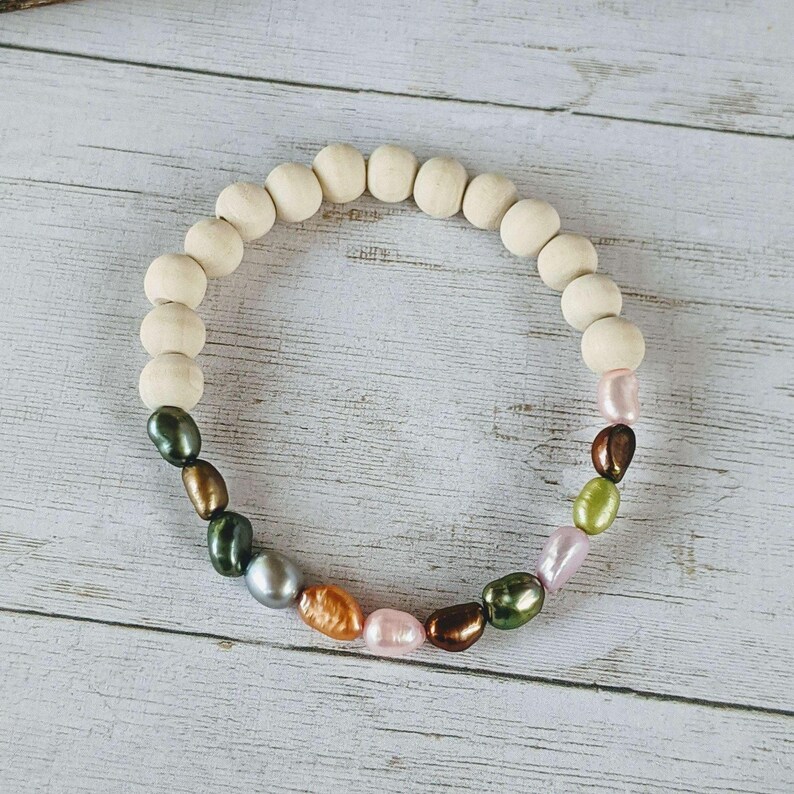 Multi Color Freshwater Pearl Stretch bracelet - - LadybugfeetDesigns -