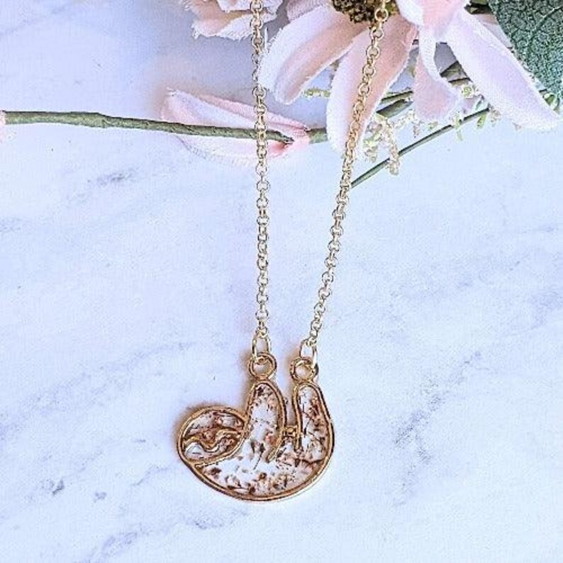 Adorable Dried Flower Tree Sloth - Yellow or Rose Gold - - LadybugfeetDesigns -