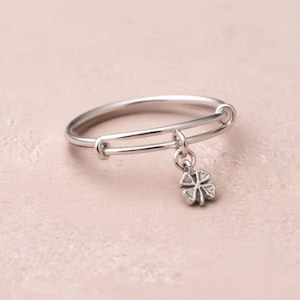 Four Leaf Clover Expandable Charm Ring, Silver - - LadybugfeetDesigns -