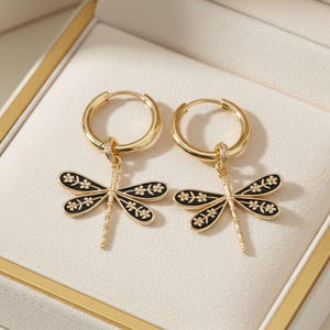 Dragonfly Huggie Hoop earrings, Gold - 12mm
