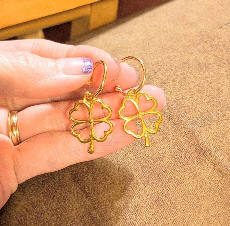 Four Leaf Clover Hoop earrings, Gold - 16mm - - LadybugfeetDesigns -