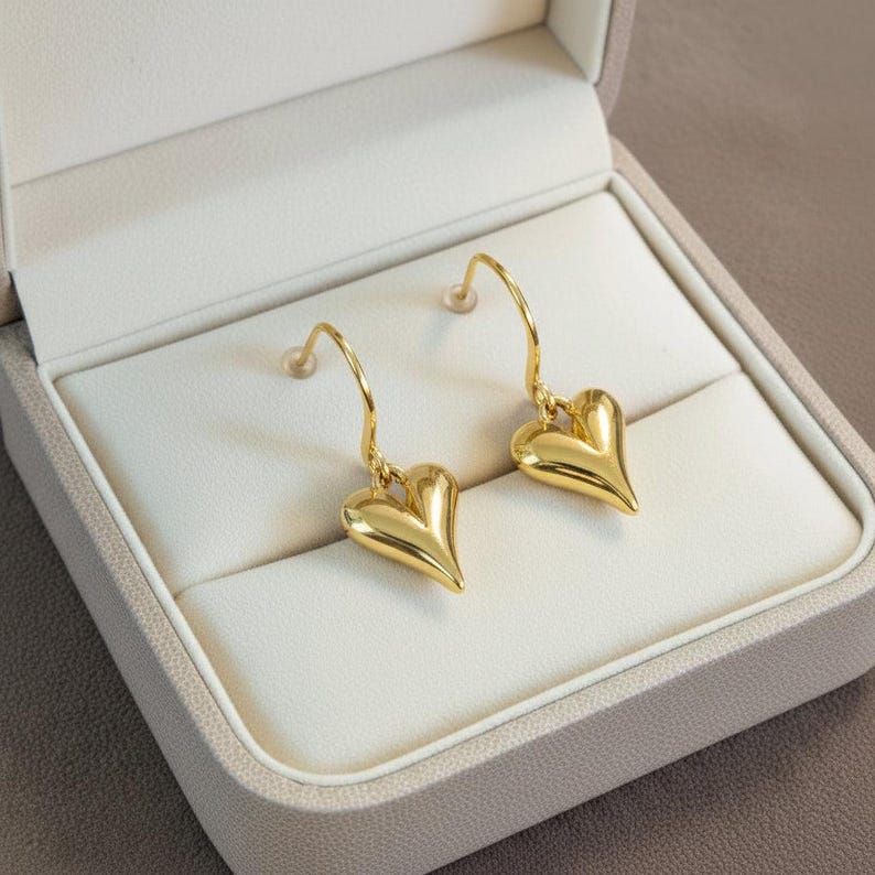 Fancy Heart dangle earrings, Gold - - LadybugfeetDesigns -
