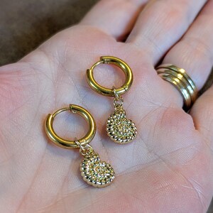 Sea Shell Hoop Earrings, Gold - 10 mm - - LadybugfeetDesigns -