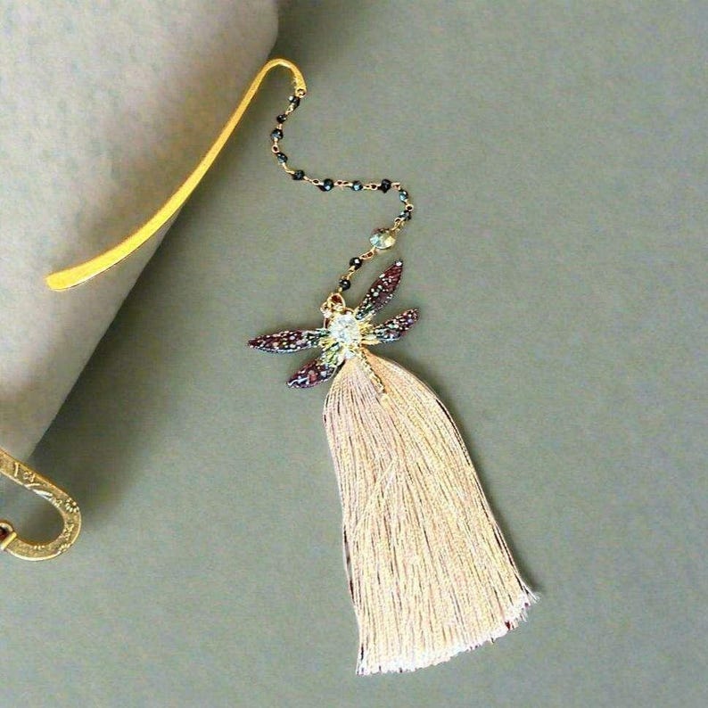 Dragonfly Beaded Bookmark - - LadybugfeetDesigns -