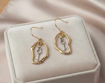 Key to Your Heart Two-Tone dangle earrings, Gold