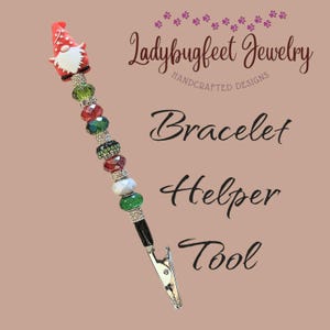 Christmas Gnome Bracelet Helper - - LadybugfeetDesigns -