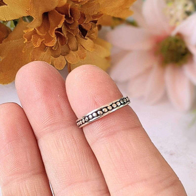Sterling SIlver Beaded Toe Ring / Midi Ring / Pinky Ring / Child's Ring - - LadybugfeetDesigns -