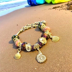 Seashell European beaded bracelet, Silver - - LadybugfeetDesigns -