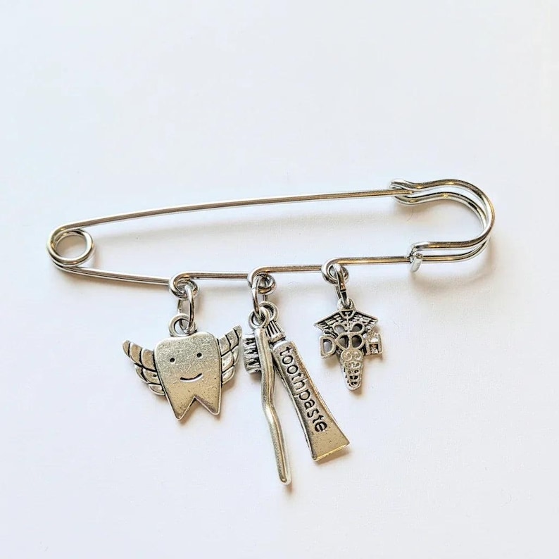 Dental Hygienist Safety Pin Brooch, Purse Charm - - LadybugfeetDesigns -