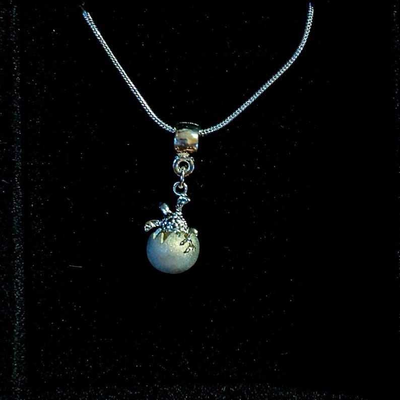 Sea Turtle Hatchling necklace, Sterling Silver - 24 inch - - LadybugfeetDesigns -