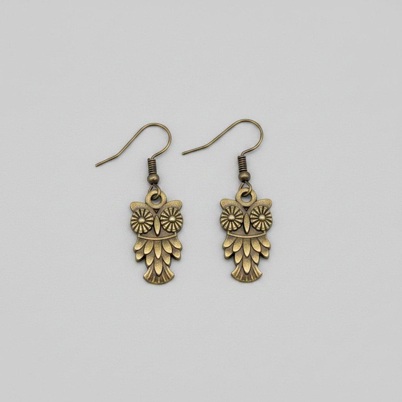 Owl hook earrings, Antique Bronze - - LadybugfeetDesigns -