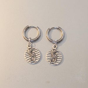 Seahorse Disc Hoop Huggie Earrings, Silver - 12mm - - LadybugfeetDesigns -