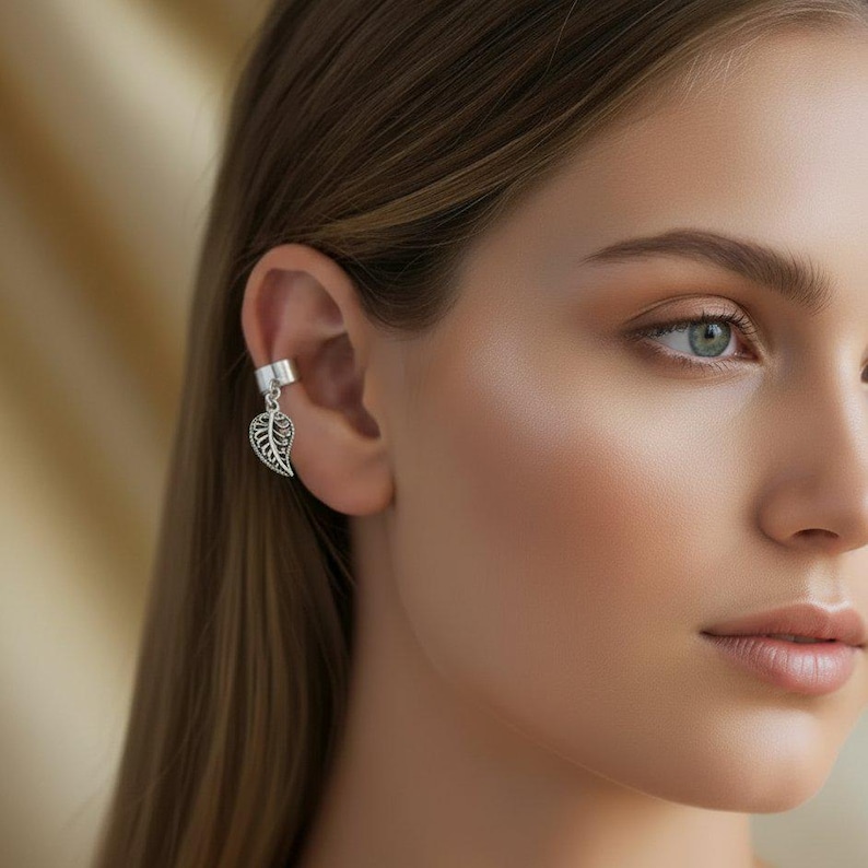 Leaf ear cuff, Silver - - LadybugfeetDesigns -