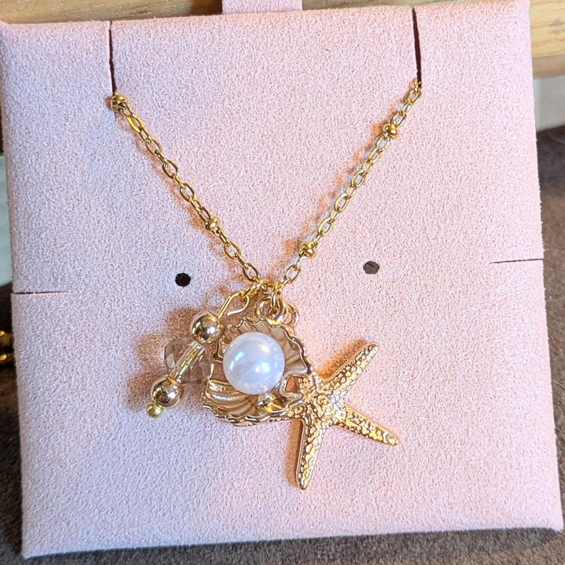 Pearl Clam Shell Starfish Crystal charm necklace and Earring set, Gold - - LadybugfeetDesigns -