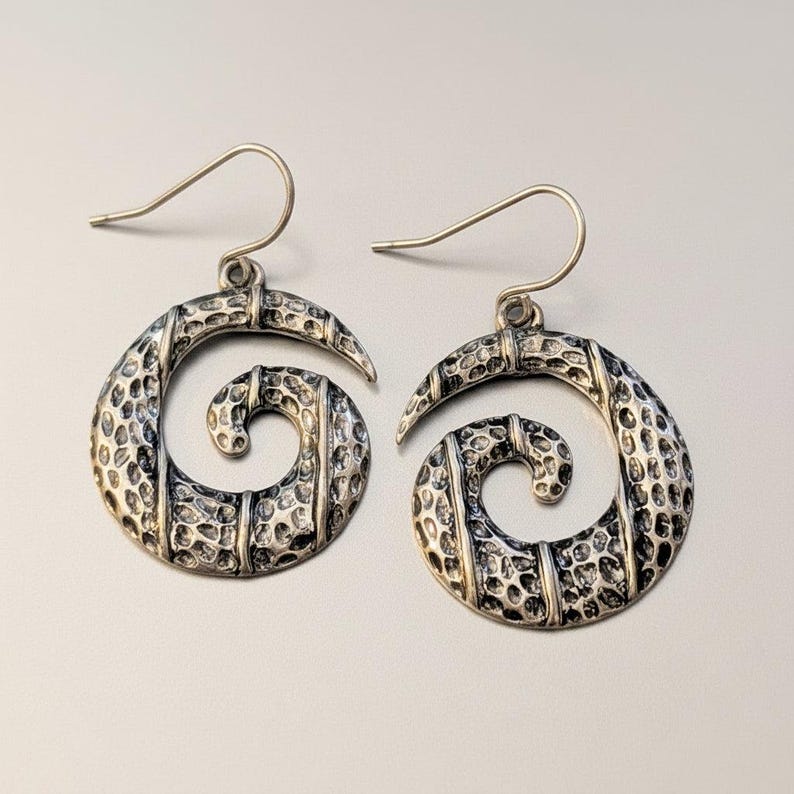 Hammered Swirl Earrings, Silver - - LadybugfeetDesigns -