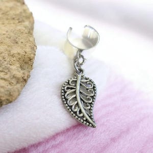 Leaf ear cuff, Silver - - LadybugfeetDesigns -