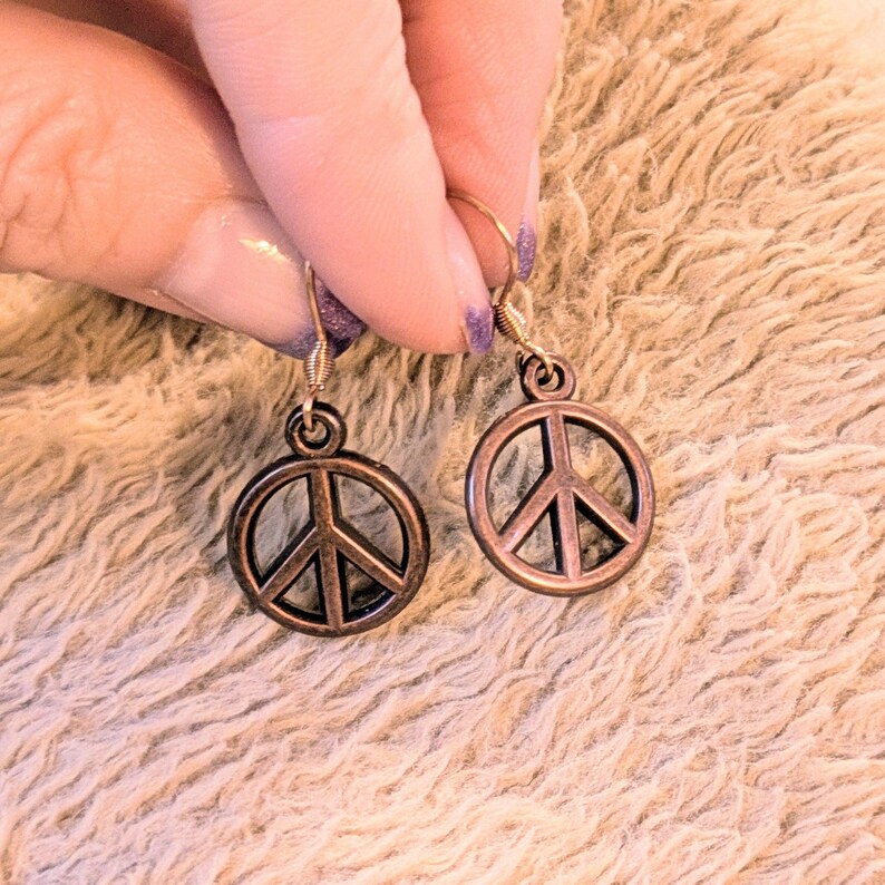 Peace SIgn dangle earrings, Copper/Rose Gold - - LadybugfeetDesigns -