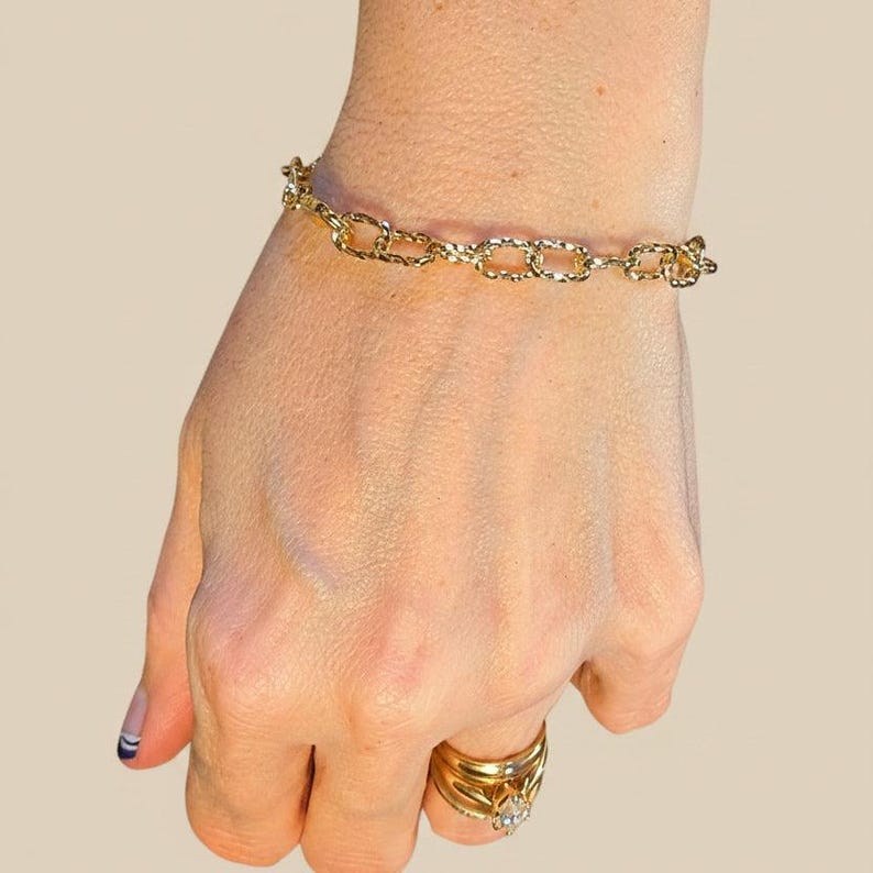 14K Gold Filled Textured Oval cable chain Bracelet Base - D.i.y. - Build Your Charm Bracelet! - - LadybugfeetDesigns -