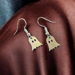 Ghost Halloween Earrings - - LadybugfeetDesigns -