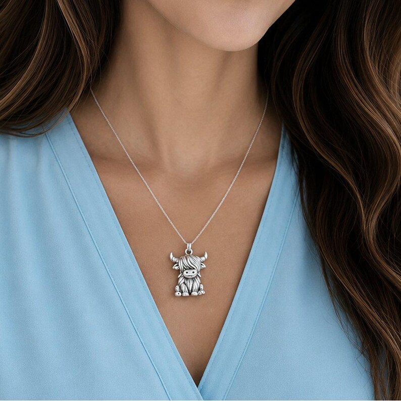 Highland Cow Necklace, 20 inch - Silver - - LadybugfeetDesigns -