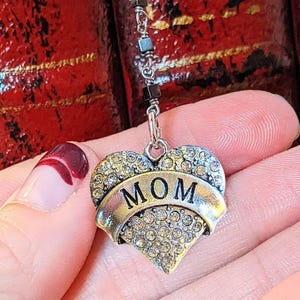 Mom Beaded Bookmark - - LadybugfeetDesigns -