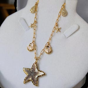 Beach Vibes Multi Charm Link Necklace, Gold- 20 inch - - LadybugfeetDesigns -