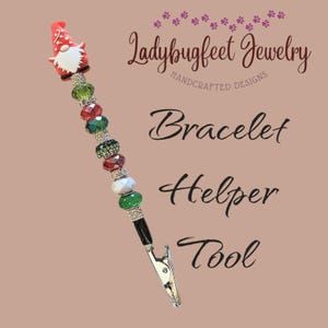 Christmas Gnome Bracelet Helper - - LadybugfeetDesigns -