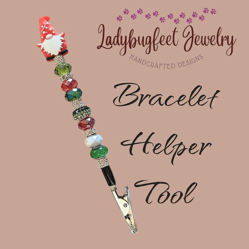 Christmas Gnome Bracelet Helper - - LadybugfeetDesigns -