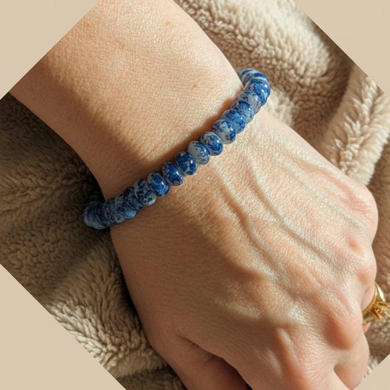 A Walk on the Beach is Good for the Soul Beaded Stretch Bracelet - - LadybugfeetDesigns -