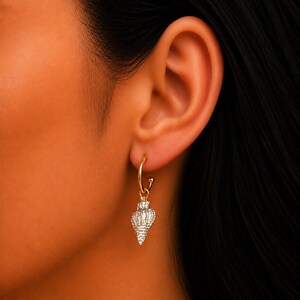 White Pearl Conch Seashell gold hoop earrings, Hoop Drop, 16mm - - LadybugfeetDesigns -