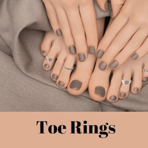 Twisted Toe Ring - - LadybugfeetDesigns -