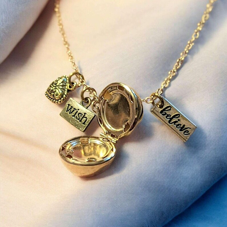 Prayer/Wish Locket Necklace, Gold - 18 inch - - LadybugfeetDesigns -