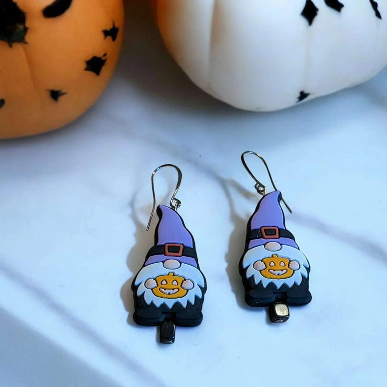 Gnome Halloween Earrings II - - LadybugfeetDesigns -