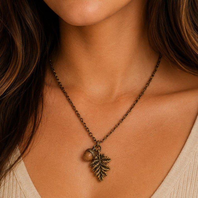 Acorn Oak Leaf Necklace, Antique Bronze - - LadybugfeetDesigns -