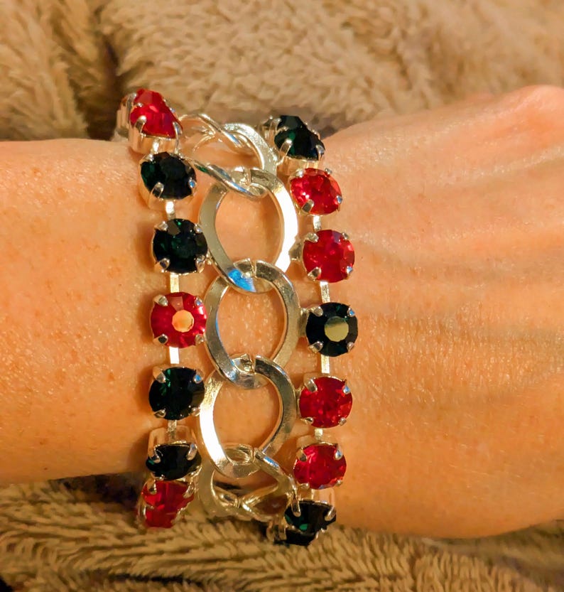 Red and Deep Green Multi Faceted Crystal Bracelet-Large 8 inch - - LadybugfeetDesigns -