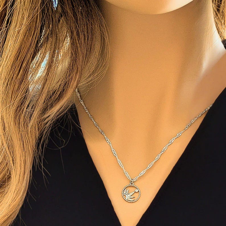 Sun Rays Pendant necklace, Silver - 20 inch - - LadybugfeetDesigns -