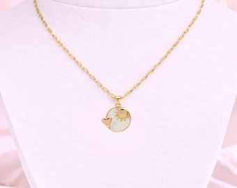Pearl Shell Heart Sun necklace, Gold- 20 inch