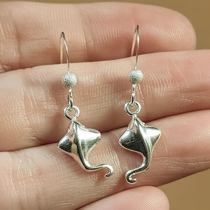 Manta Ray Sterling Silver dangle earrings - - LadybugfeetDesigns -