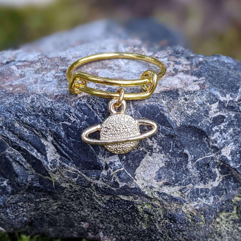 Celestial Saturn Expandable Charm Ring - Gold - - LadybugfeetDesigns -