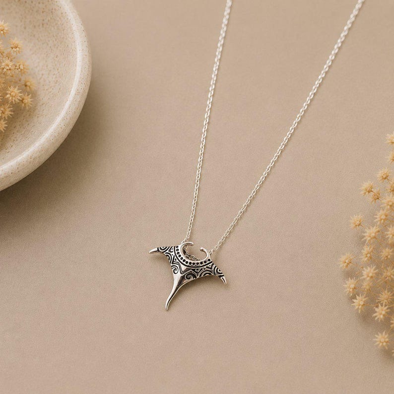 Large Manta Ray Necklace, Silver - 18 inches - - LadybugfeetDesigns -
