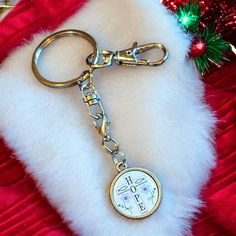 FAITH HOPE LOVE Keychain/Purse Clip - - LadybugfeetDesigns -