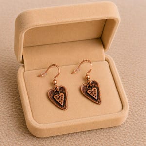 Heart dangle earrings, Copper/Rose Gold - - LadybugfeetDesigns -