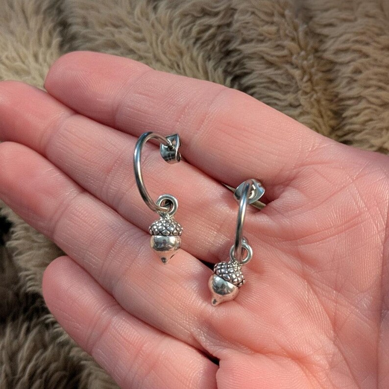 Acorn Hoop Earrings, Silver - 16mm - - LadybugfeetDesigns -